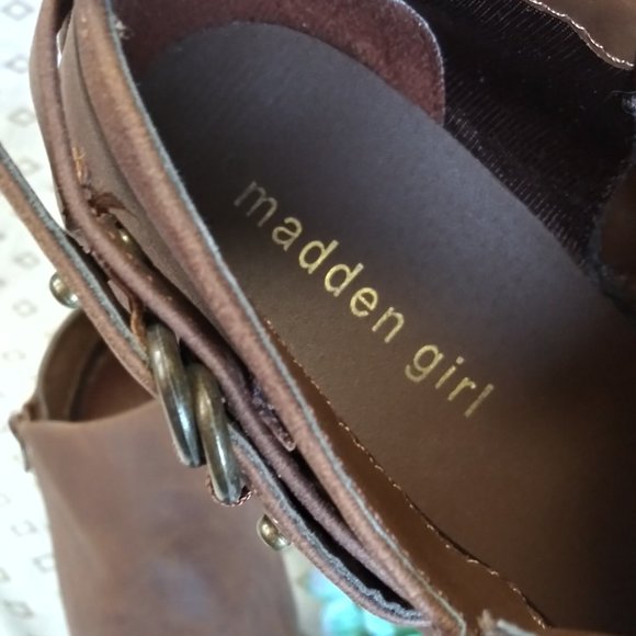 Madden Girl Dark Brown Ankle Boots Size 9 - Picture 5 of 5